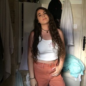 Meet your Posher, Maya